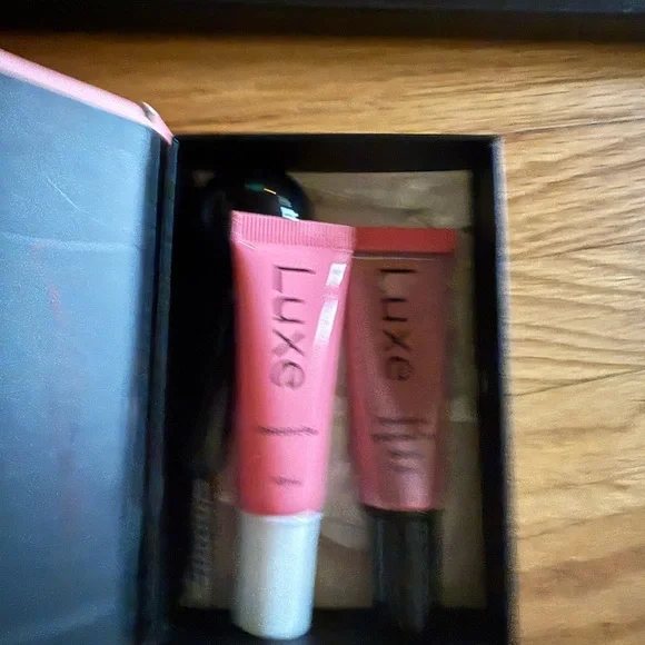 Luxe Lashlift Kit and Tint Kit - Picture 4 of 6